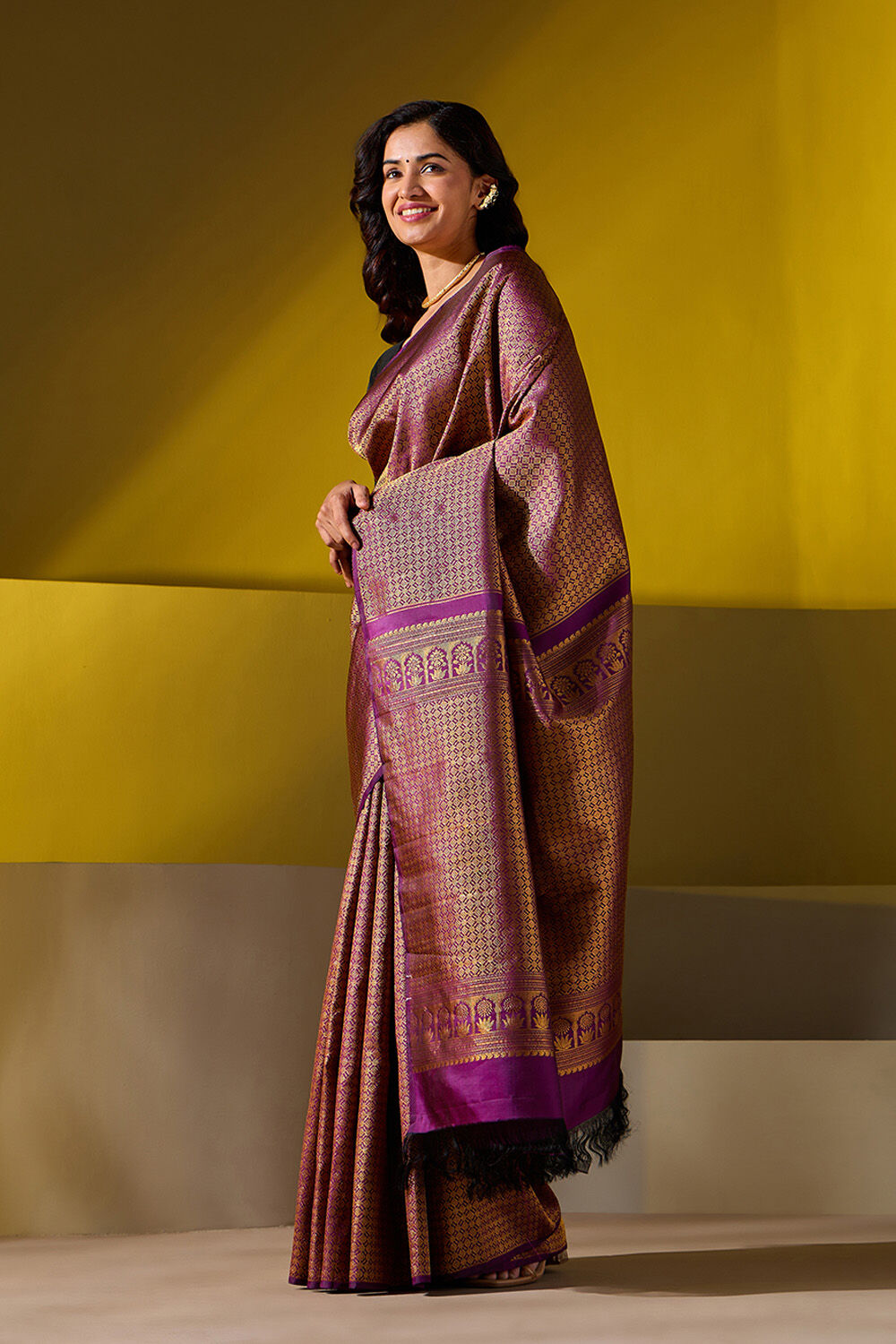 Purple Woven Pure Silk Kanjivaram Saree image number null