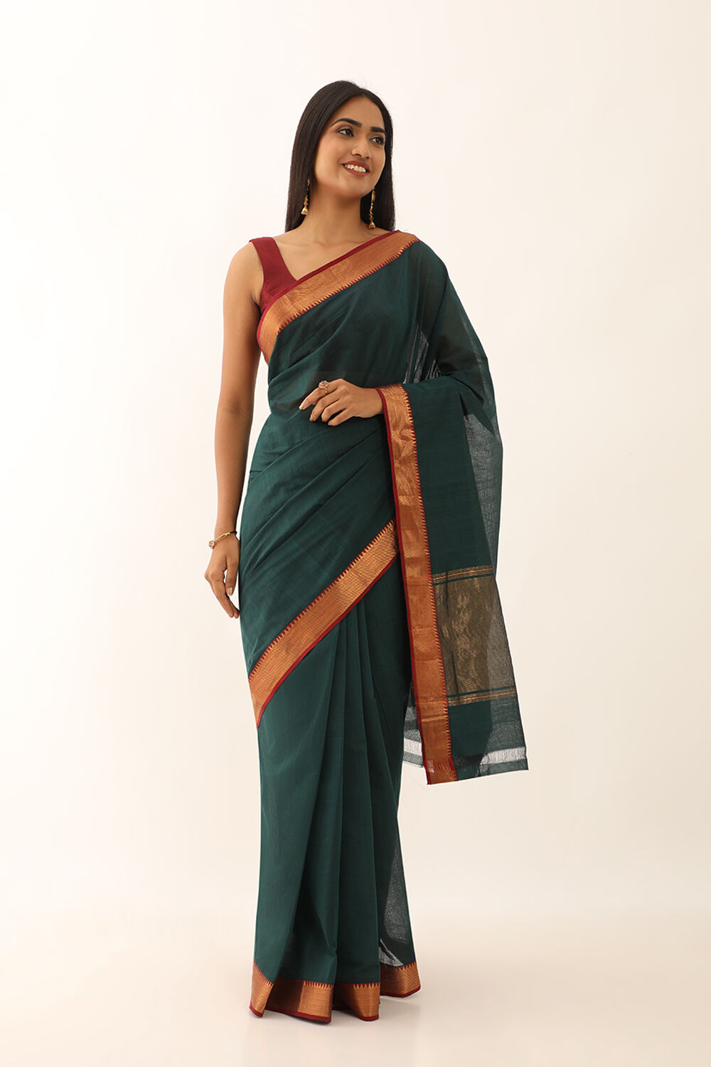 Dark Green Pure Cotton Woven Mangalgiri Saree image number null