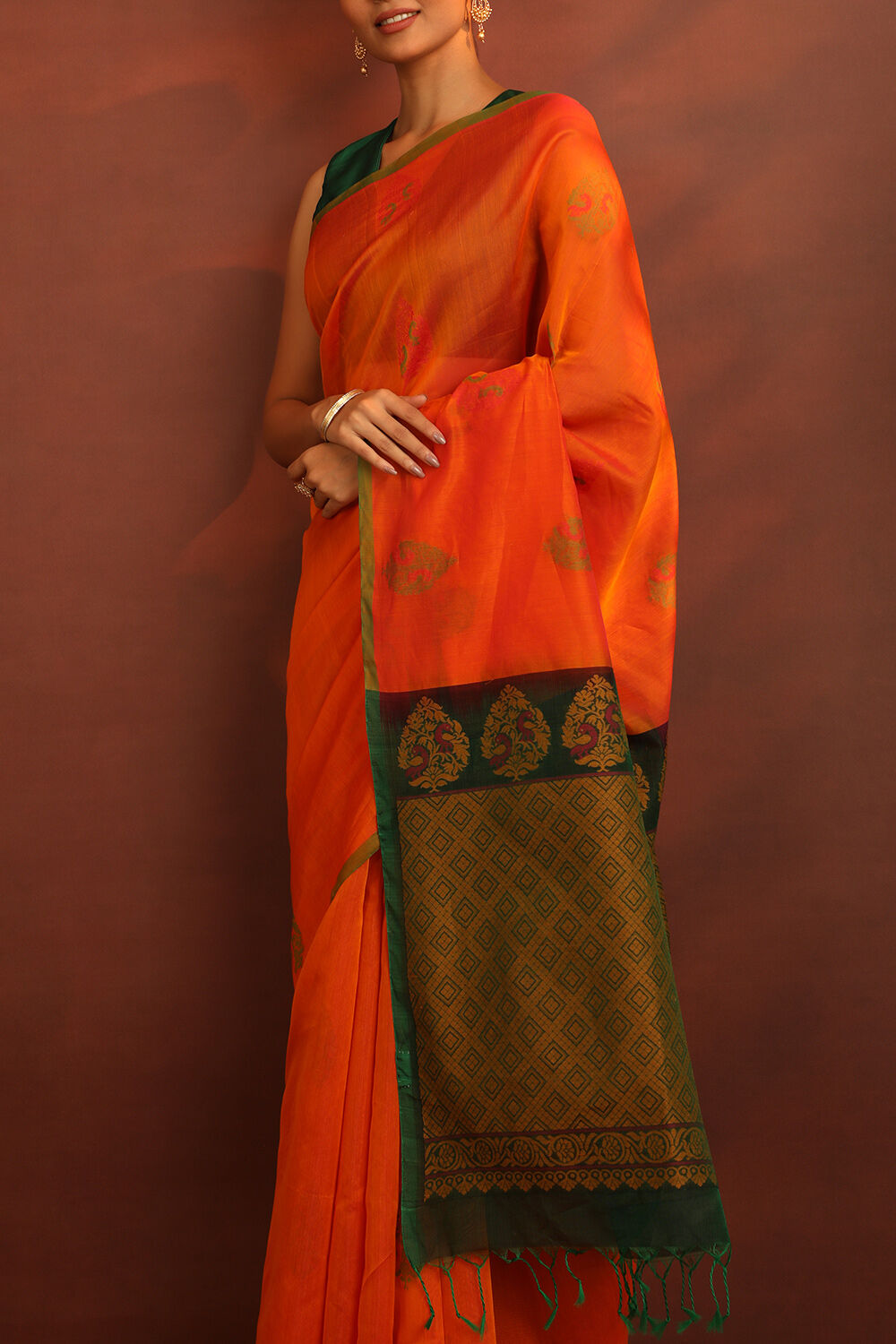 Pink South Pure Silk Cotton Woven Saree image number null