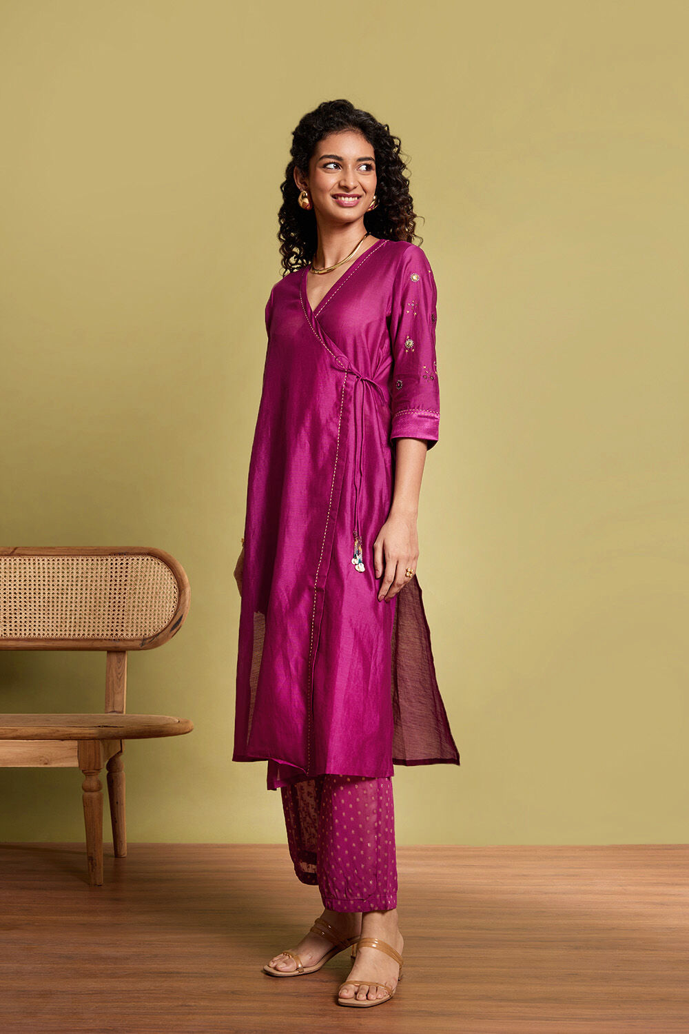 Violet Pure Silk Cotton Embroidered Kurta Set image number null