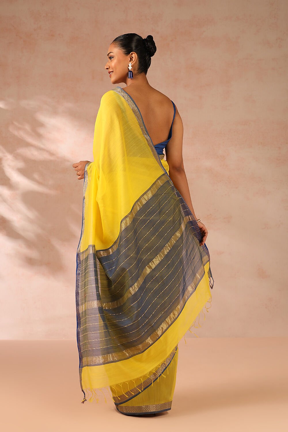 Yellow Woven Pure Silk Cotton Maheshwari Saree image number null