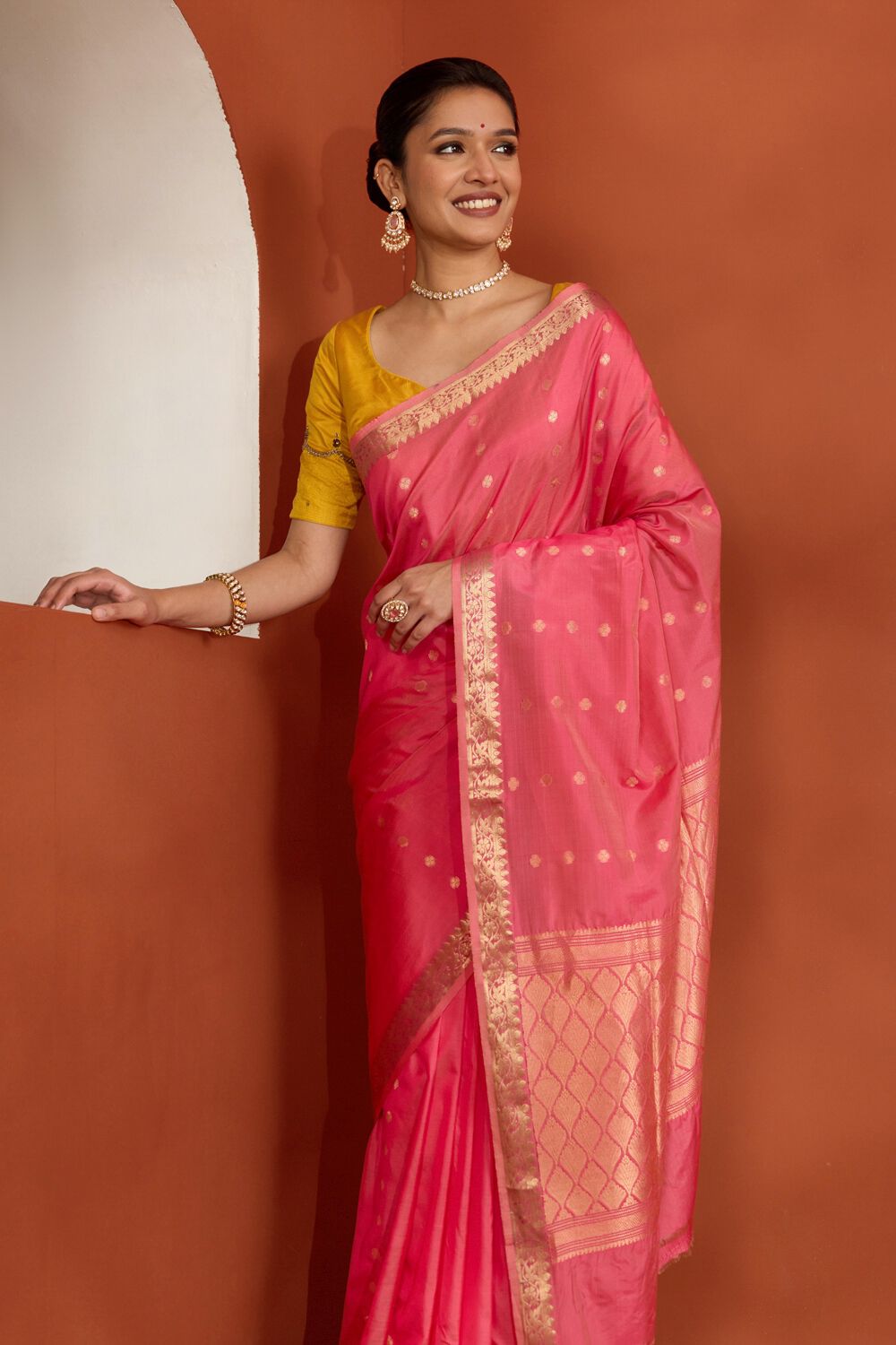 Pink Silk Viscose Cutwork Banaras Inspired Design Saree image number null
