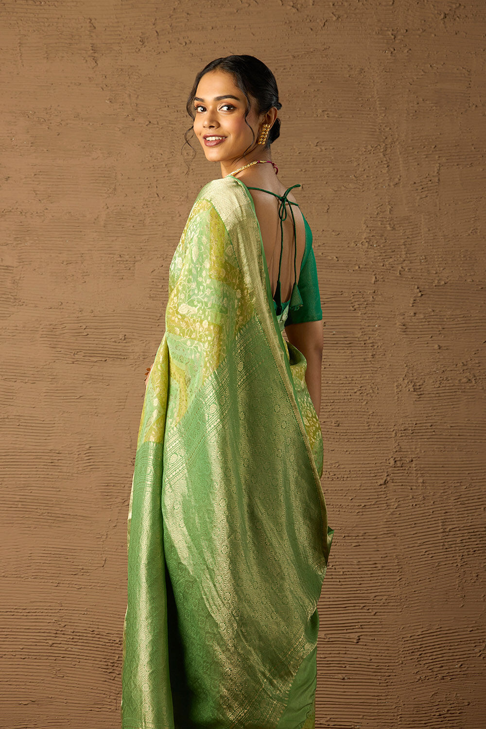 Green Woven Pure Silk Crepe Saree image number null