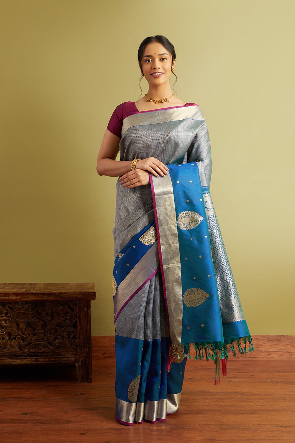 Blue Woven Pure Silk Kanjivaram Saree image number null