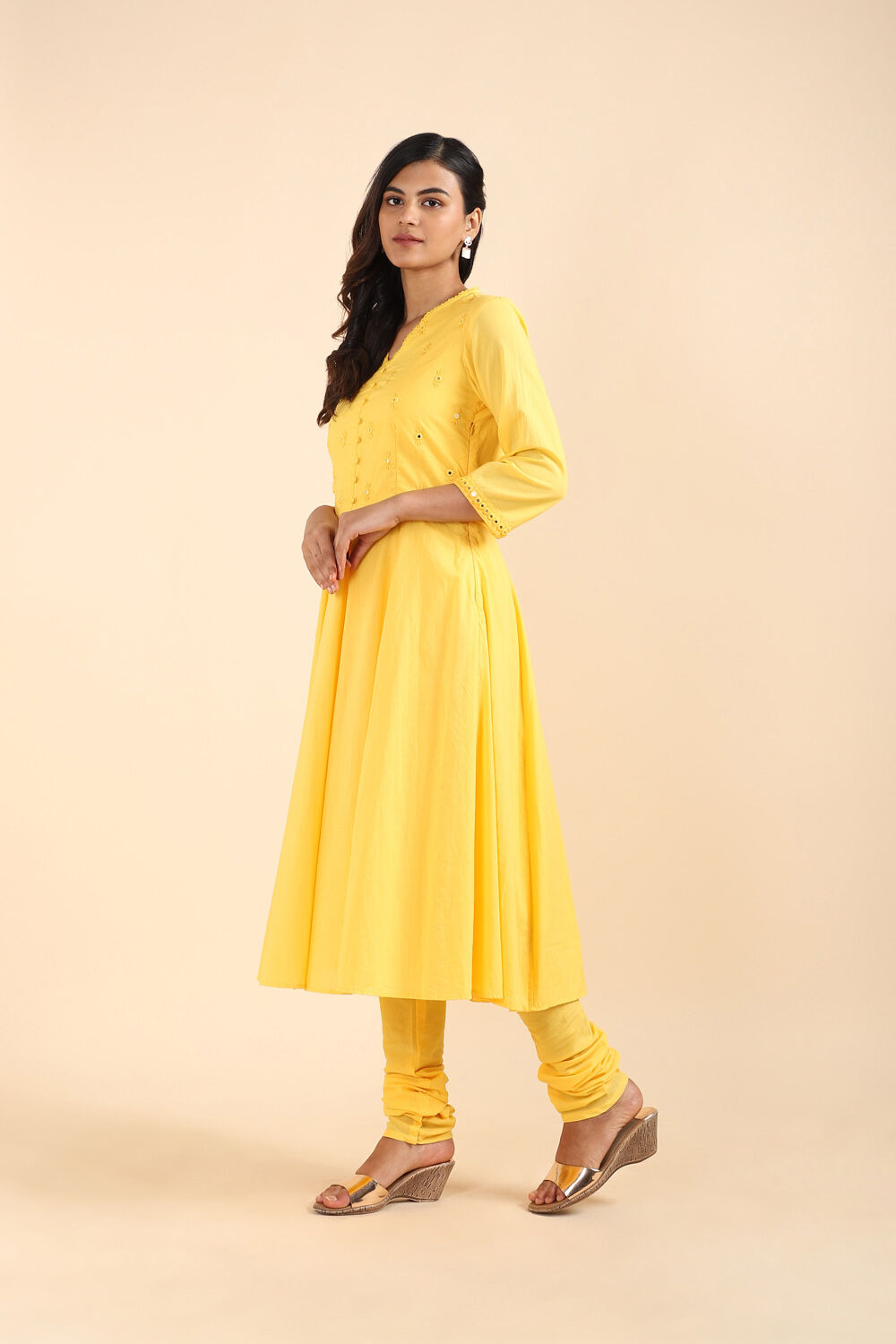 Yellow Cotton Mirror embroidered Kurta Set image number null