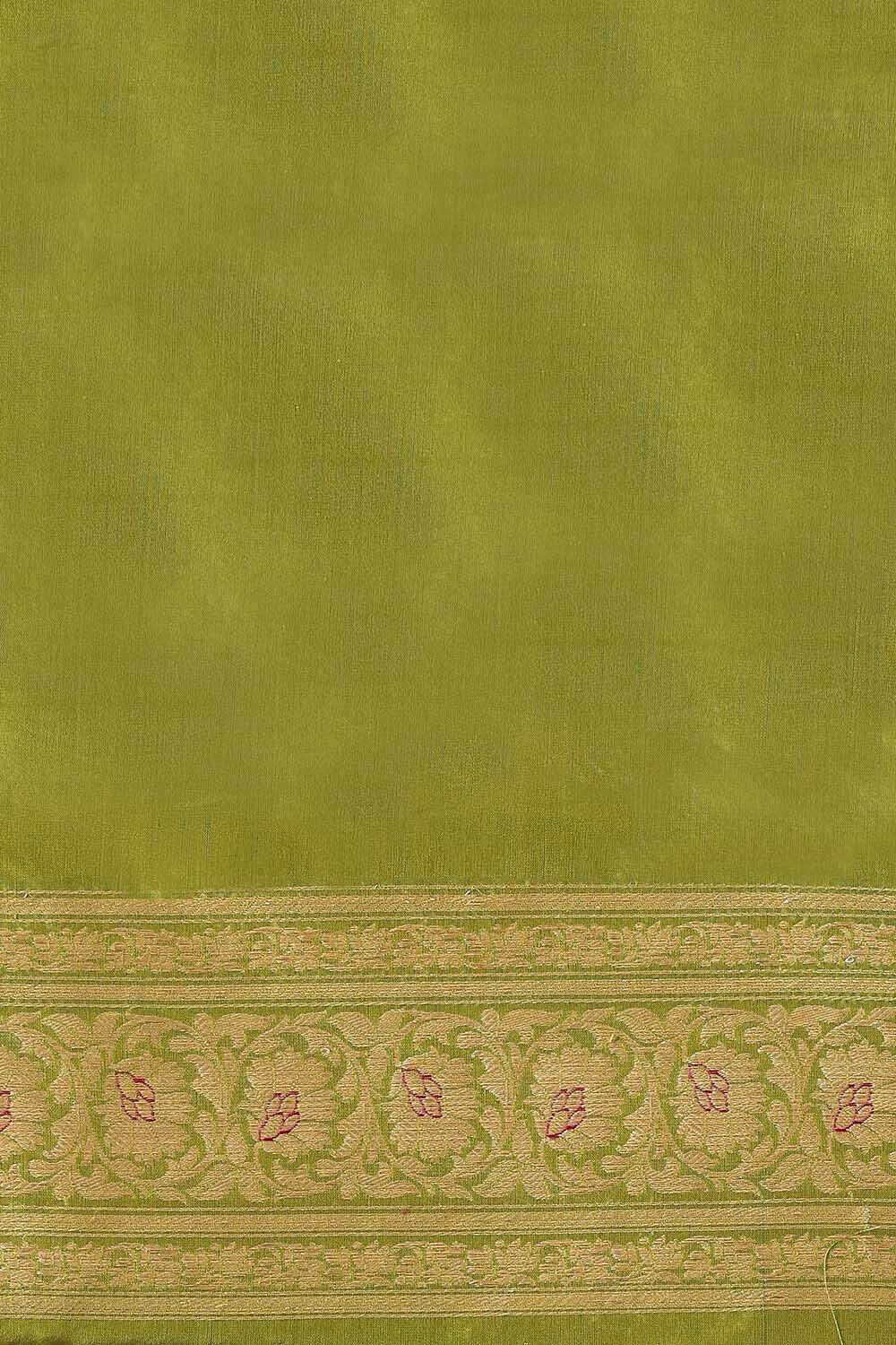 Green Pure Silk Banarasi Saree image number null