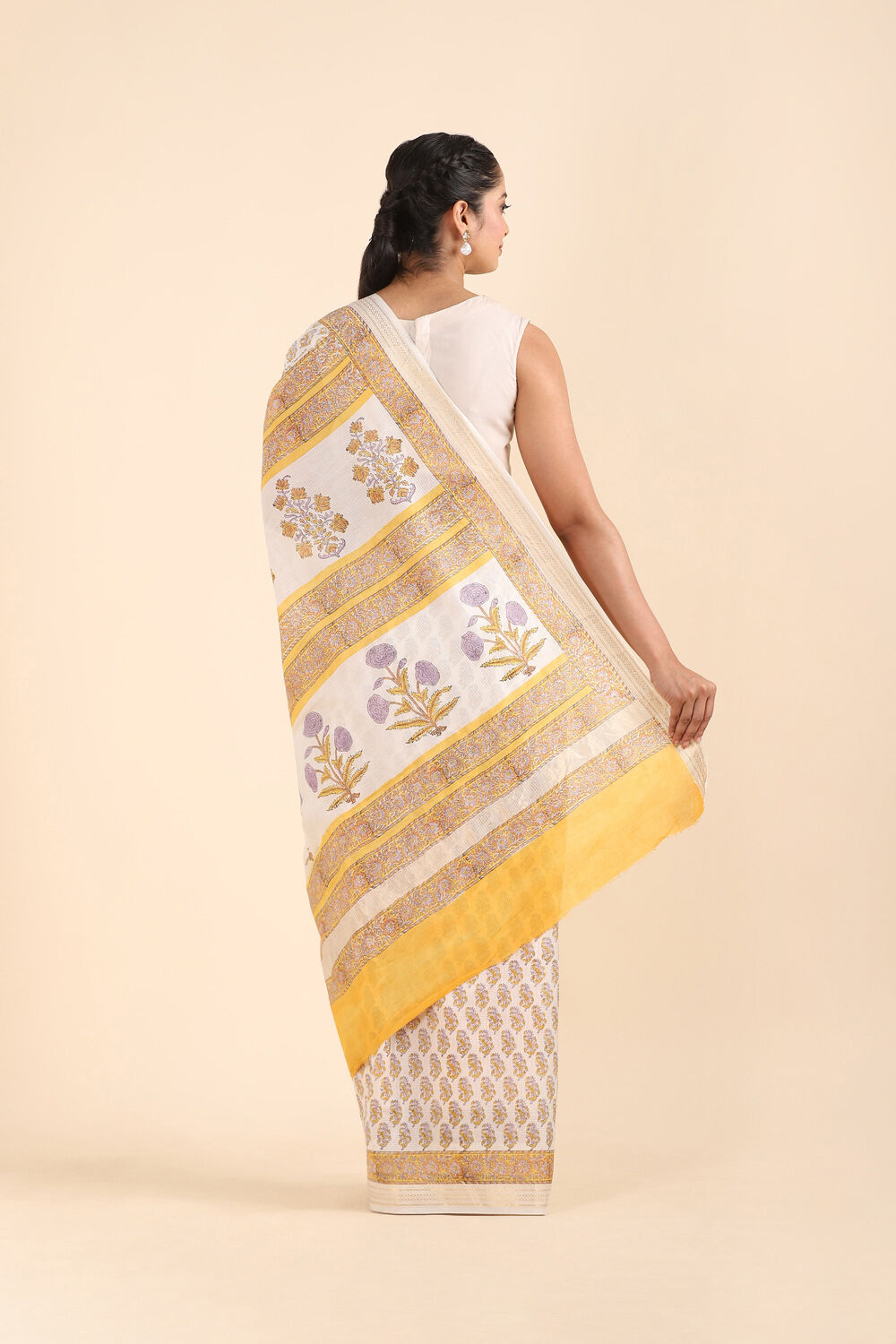 Off White Pure Silk Cotton Sanganeri Printed Saree image number null