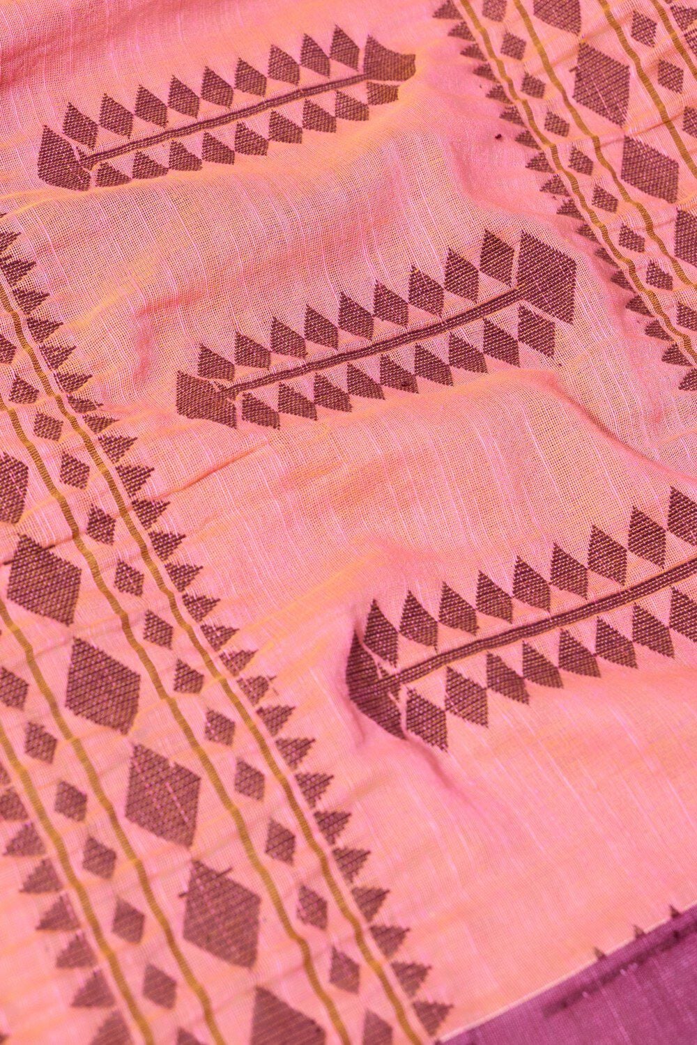 Light Pink Woven Pure Cotton Bengal Saree image number null