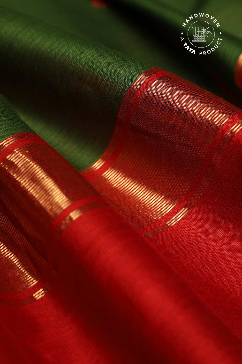 Green Pure Silk Cotton Woven Maheshwari Saree image number null