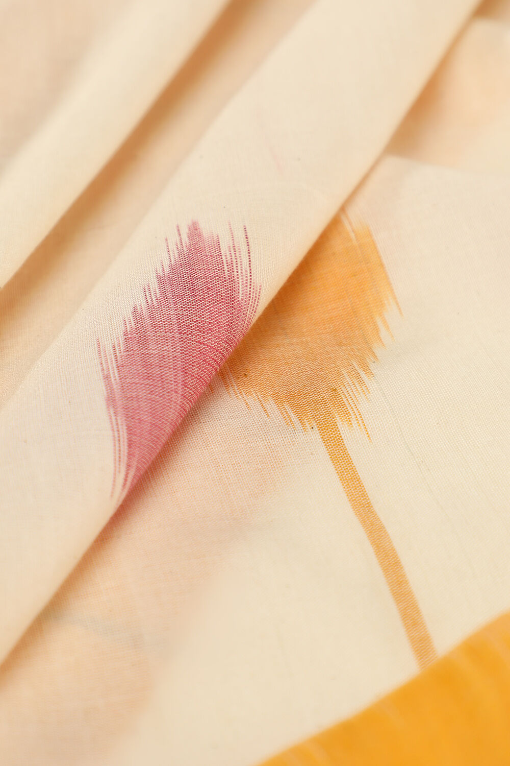 Off White Pure Cotton Pochampalli Ikat Saree image number null