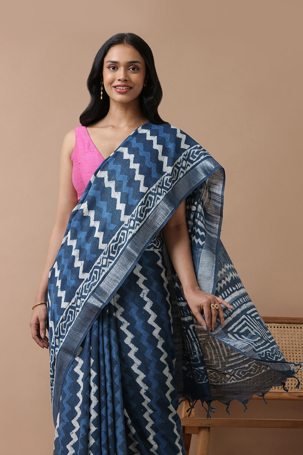 Blue Cotton Viscose Contemporary Block Printed Saree image number null