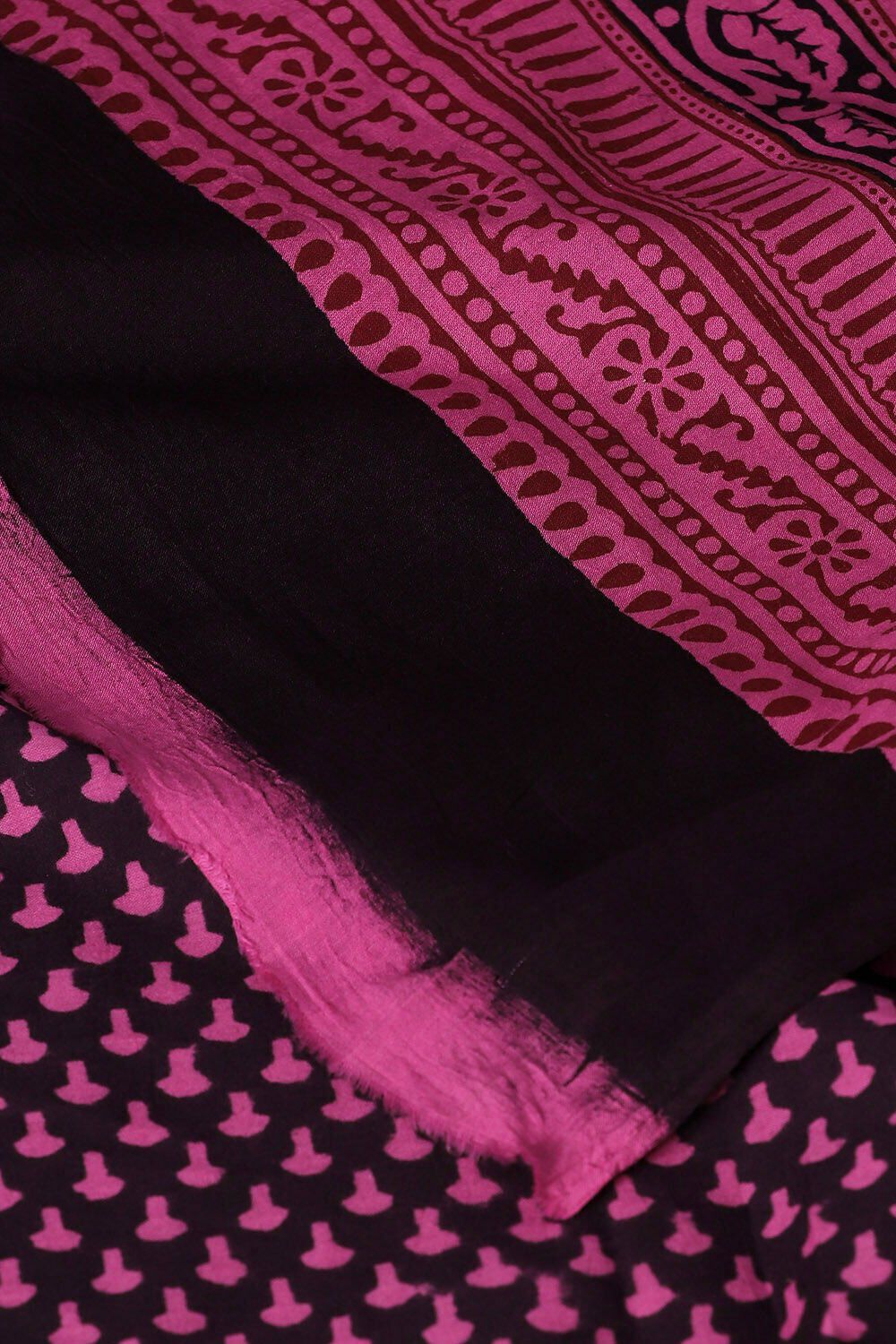 Pink Pure and Black Cotton Bagh Saree image number null