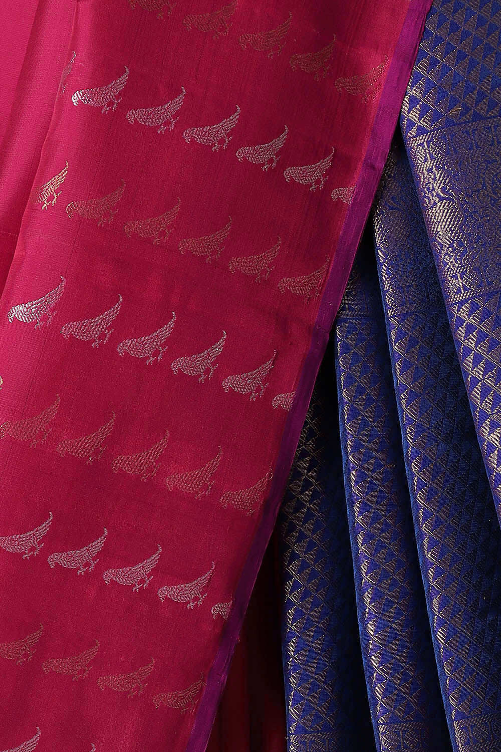 Red Pure Silk Kanjivaram Saree image number null