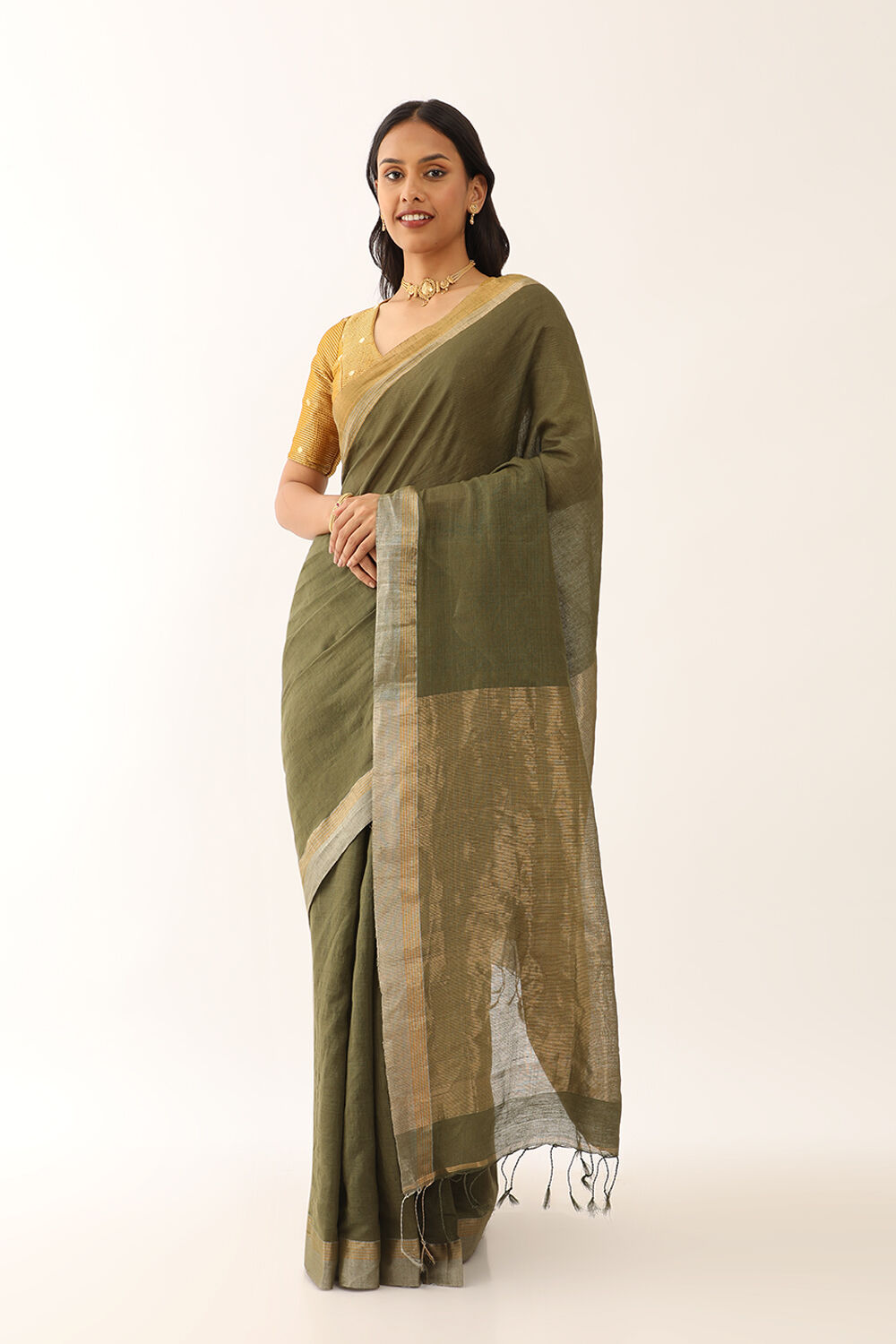Green Woven Pure Silk Cotton Bengali Saree image number null