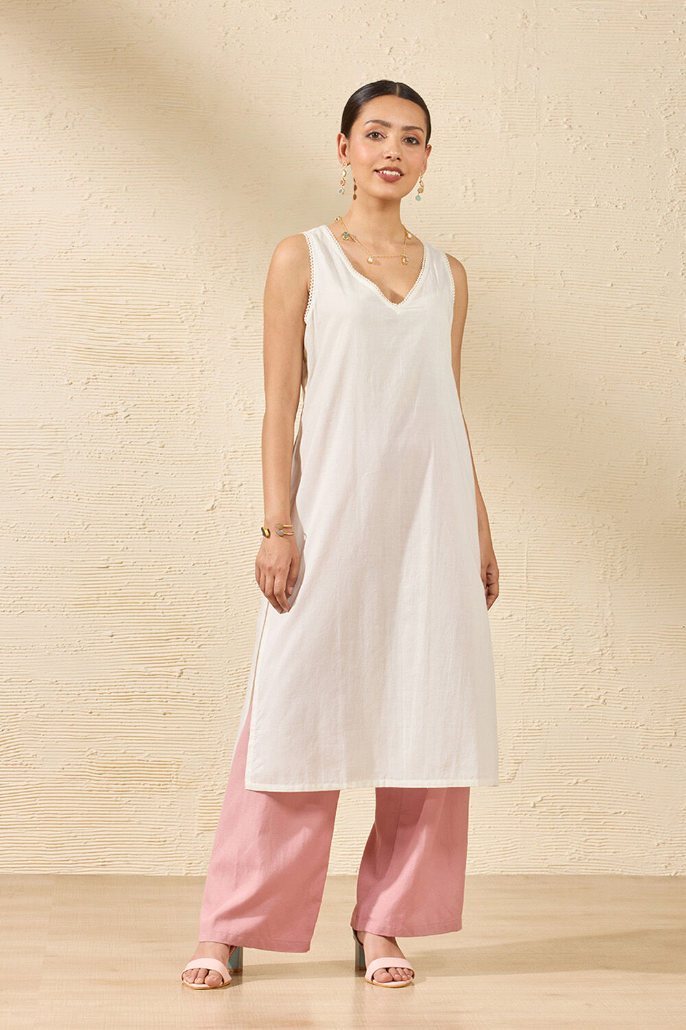 Off White Pure Silk Cotton Printed Sanganeri Kurta image number null