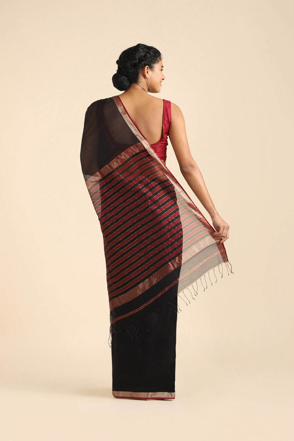Black Pure Silk Cotton Maheswari Saree image number null