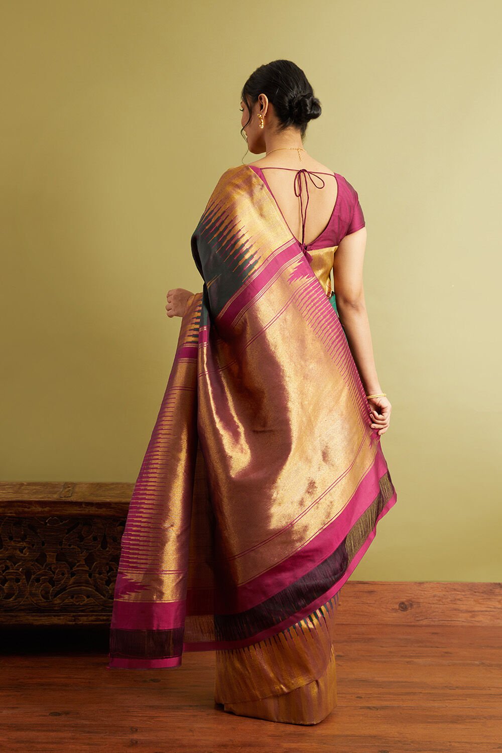 Dark Green Woven Pure Silk Kanjivaram Saree image number null