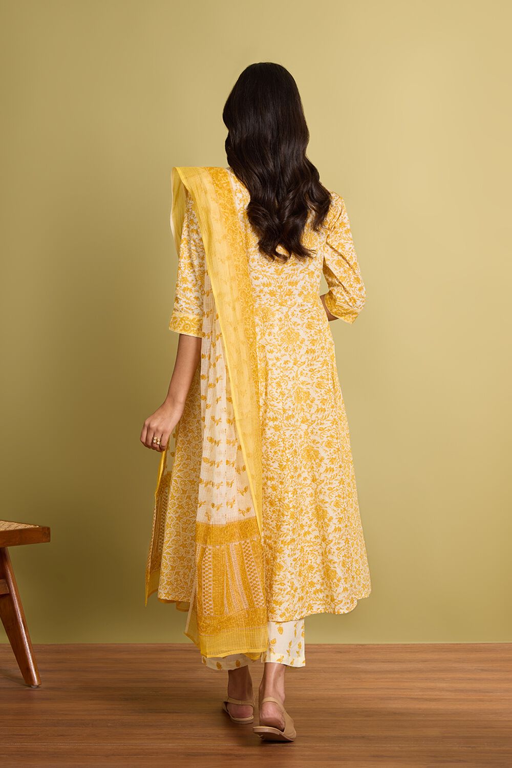 Yellow Screen Printed Pure Cotton Kurta Set image number null