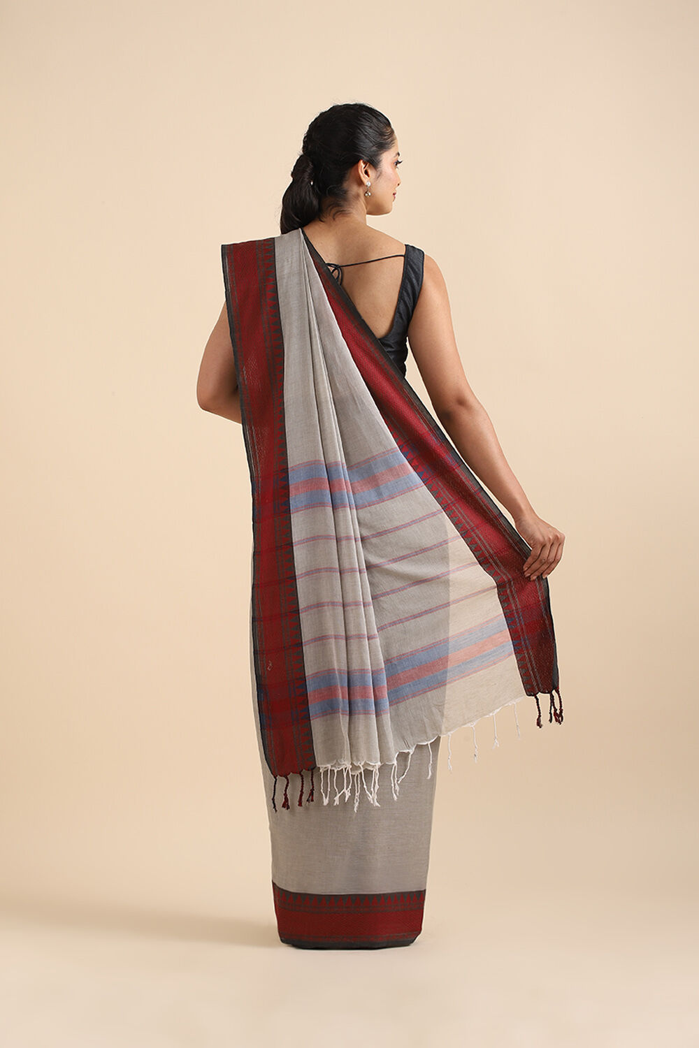 Grey Pure Cotton Bengal Saree image number null