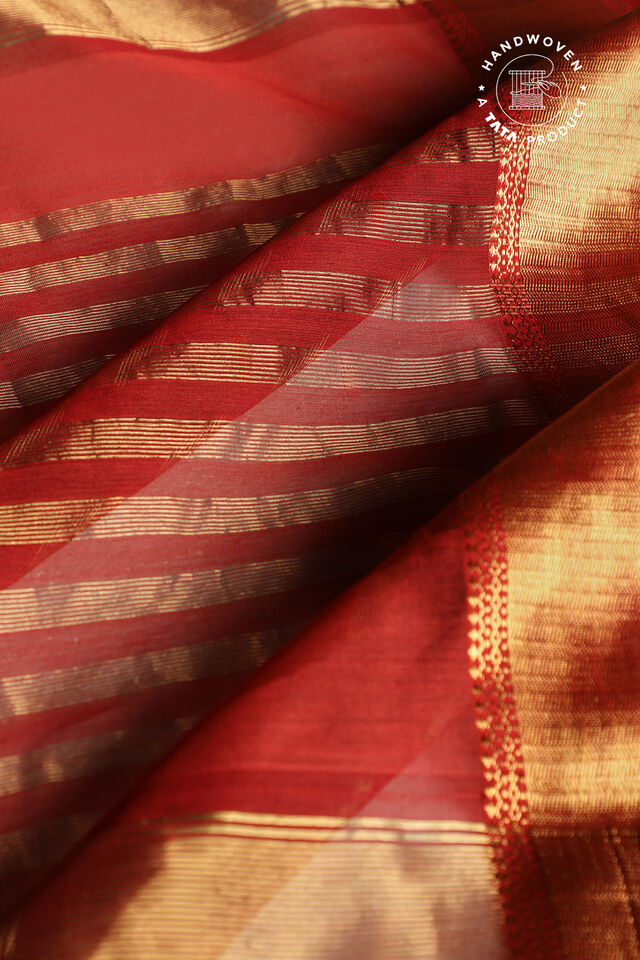 Dark Red Pure Silk Cotton Woven Maheshwari Saree