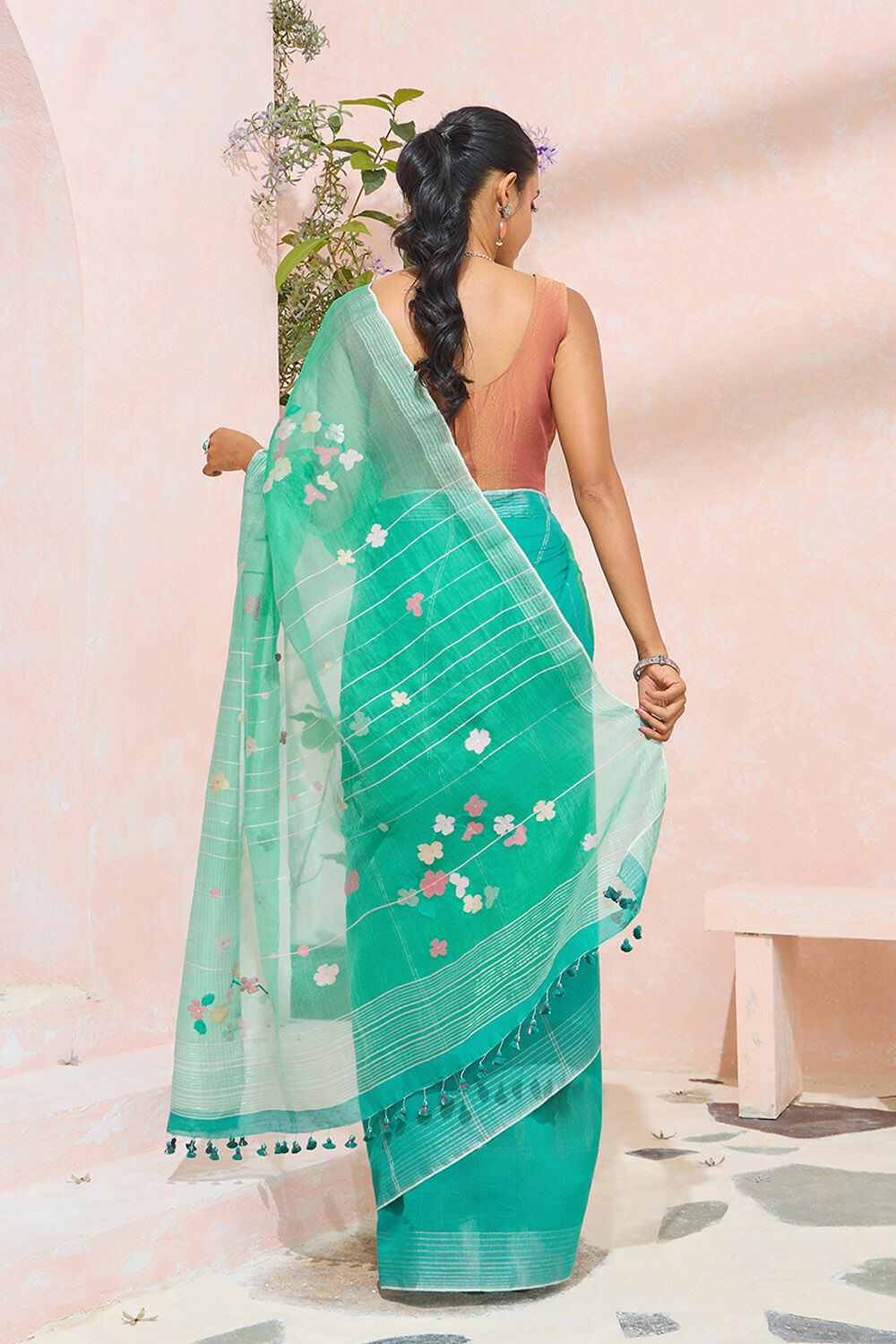 Light Blue Bengal Pure Silk Cotton Jamdani Saree image number null