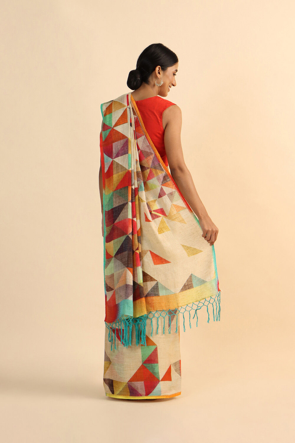 Beige Pure Linen Digital Printed Saree image number null