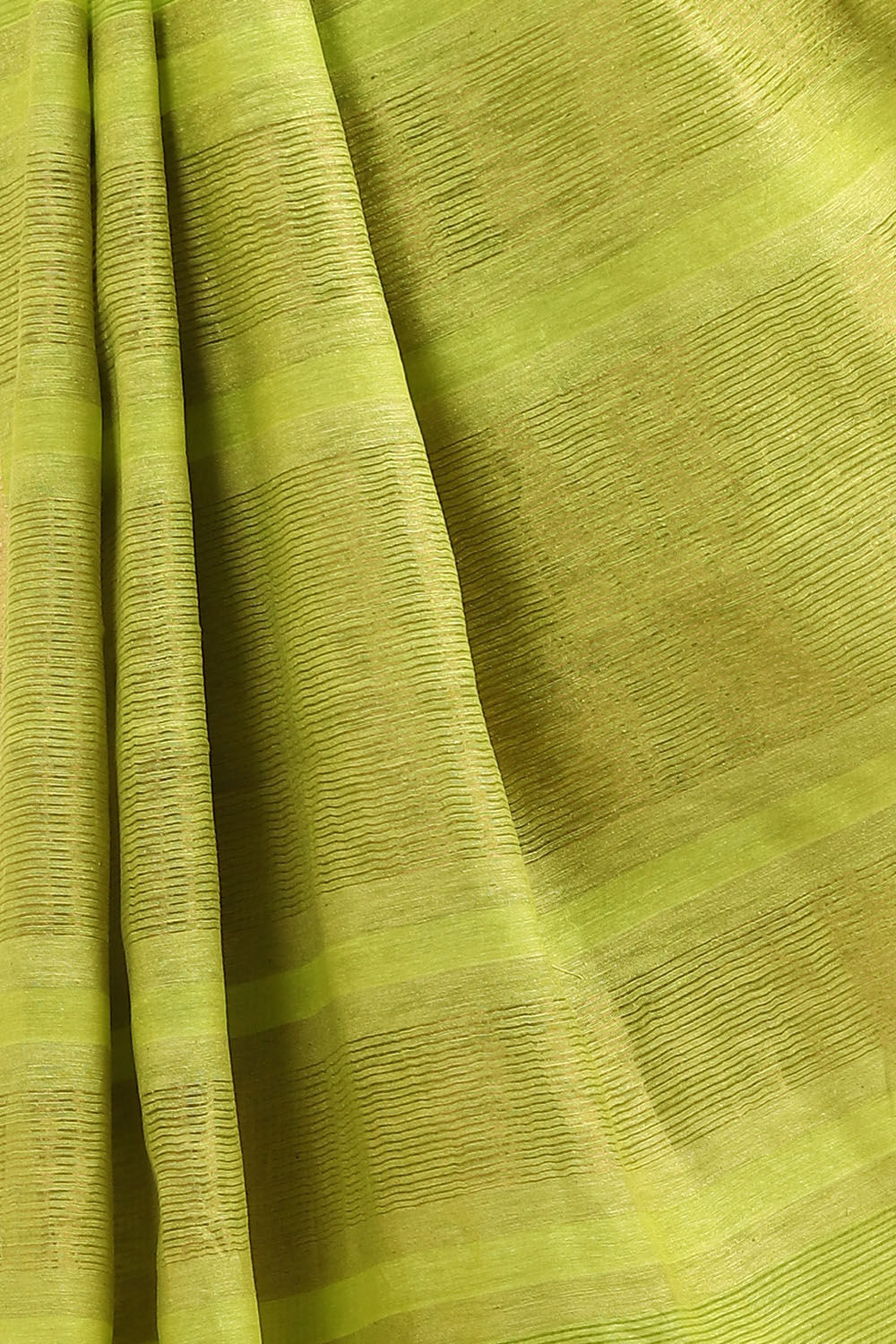 Green Pure Silk Woven Saree image number null