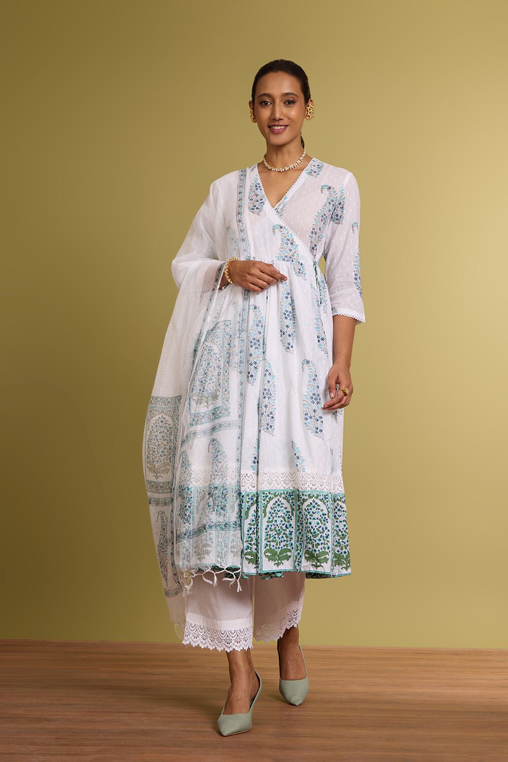 Off White Pure Cotton Printed Sanganeri Kurta Set image number null