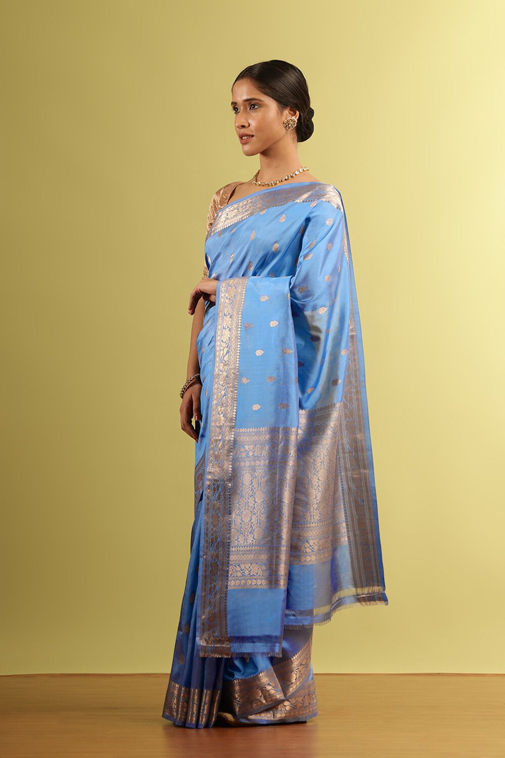Blue Silk Viscose Woven Saree image number null