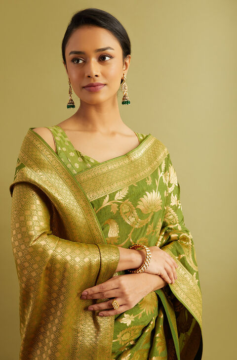 Green Woven Viscose Luxe Saree