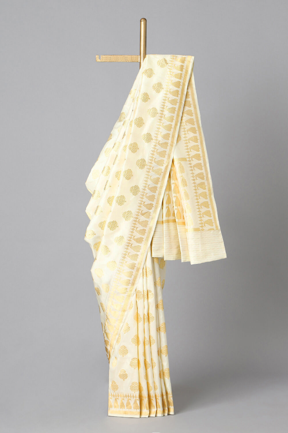 White Pure Silk Banarasi Saree image number null