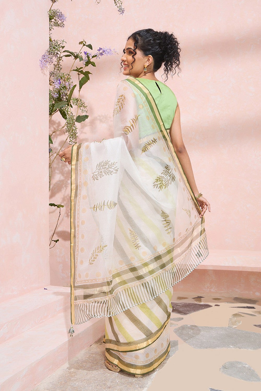 Off White Rajasthan Pure Silk Kota Printed Sanganeri Saree image number null