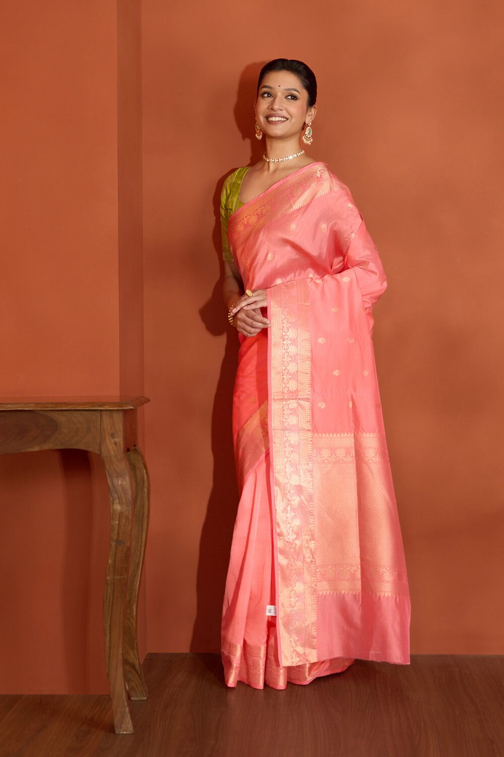 Pink Silk Viscose Kadwa Banaras Inspired Design Saree image number null