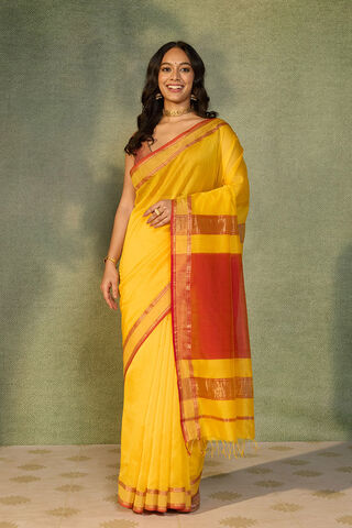 Yellow Woven Pure Silk Cotton Maheshwari Saree thumbnail image number null