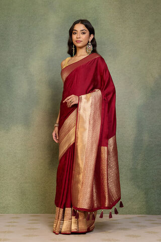 Red Viscose Satin Tanchoi Saree thumbnail image number null