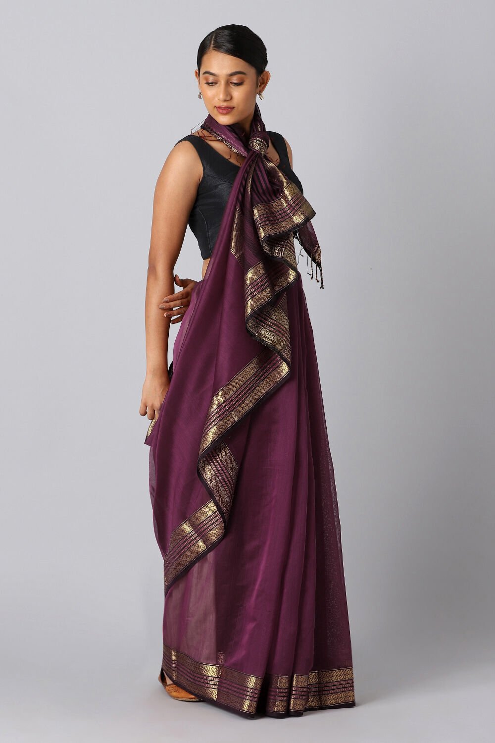 Violet Pure Silk Cotton Maheswari Saree image number null