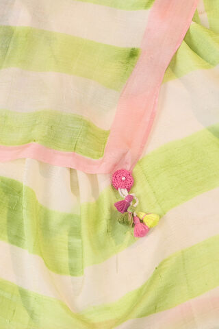 Light Green Bengal Pure Silk Hand Painted Embroidered Saree thumbnail image number null