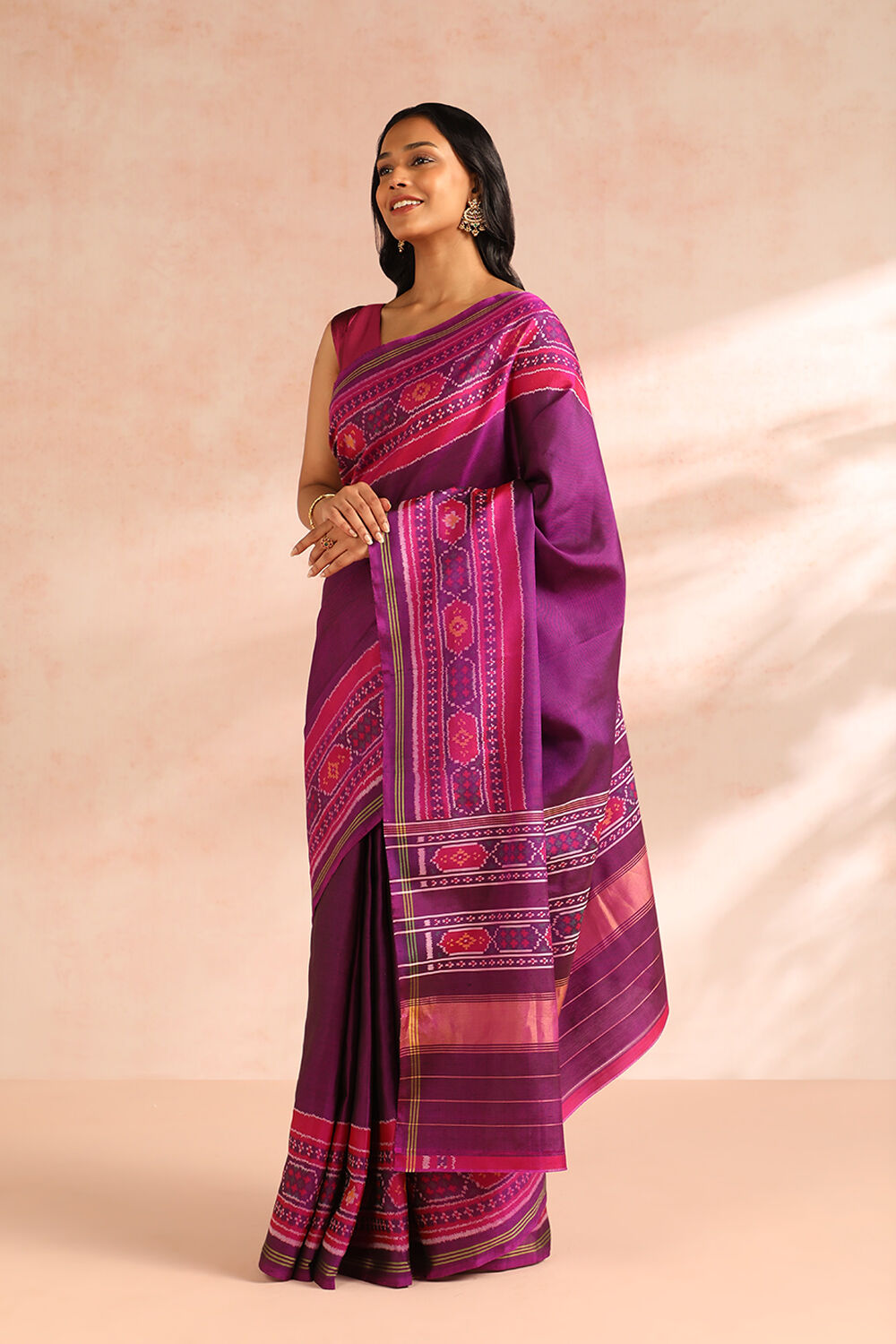 Purple Rajkot Pure Silk Ikat Patola Saree image number null