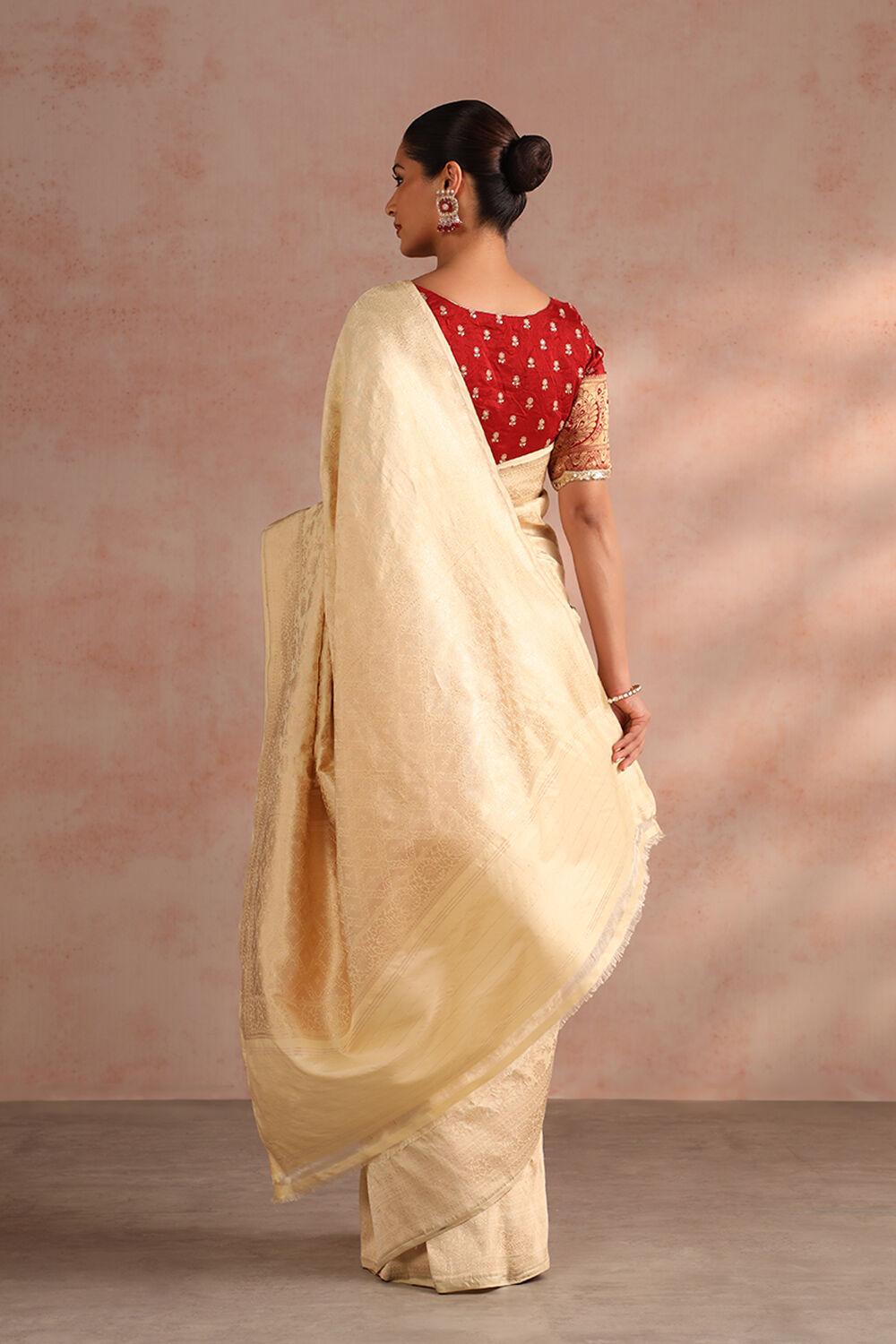 Off White Pure Silk Woven Banarasi Saree image number null