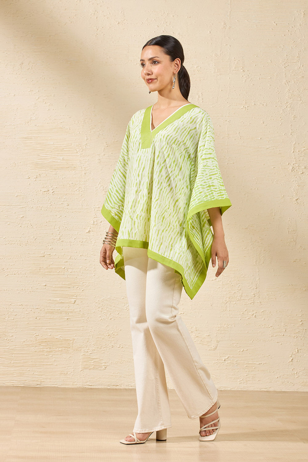 Light Green Pure Cotton Tie and Dye Shibori Short Top image number null