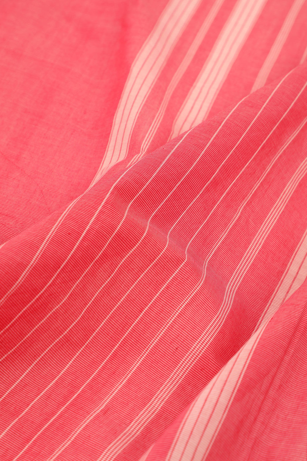 Dark Red Pure Cotton Woven Mangalgiri Saree image number null