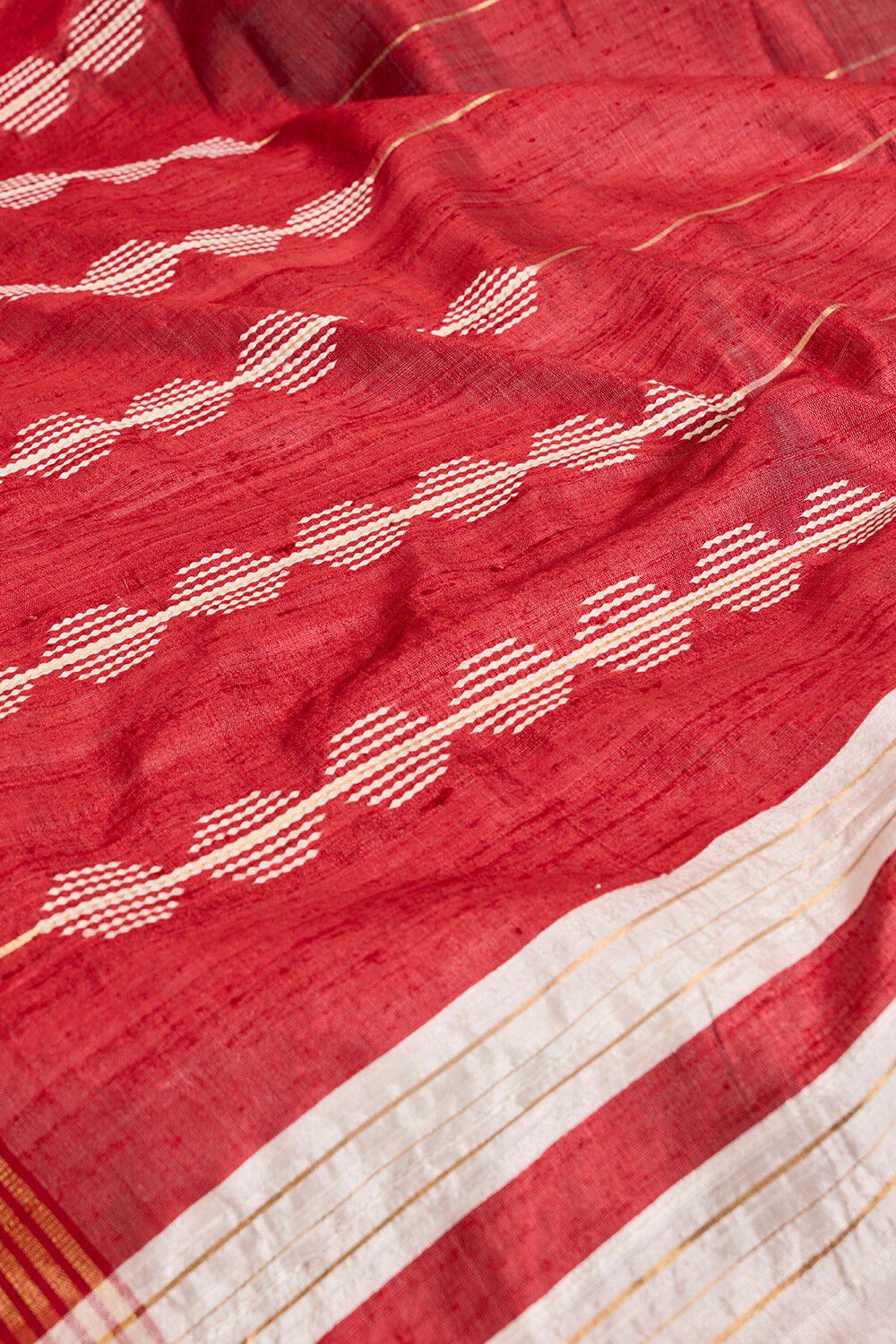 Red Bhagalpur Woven Pure Tussar Silk Saree image number null