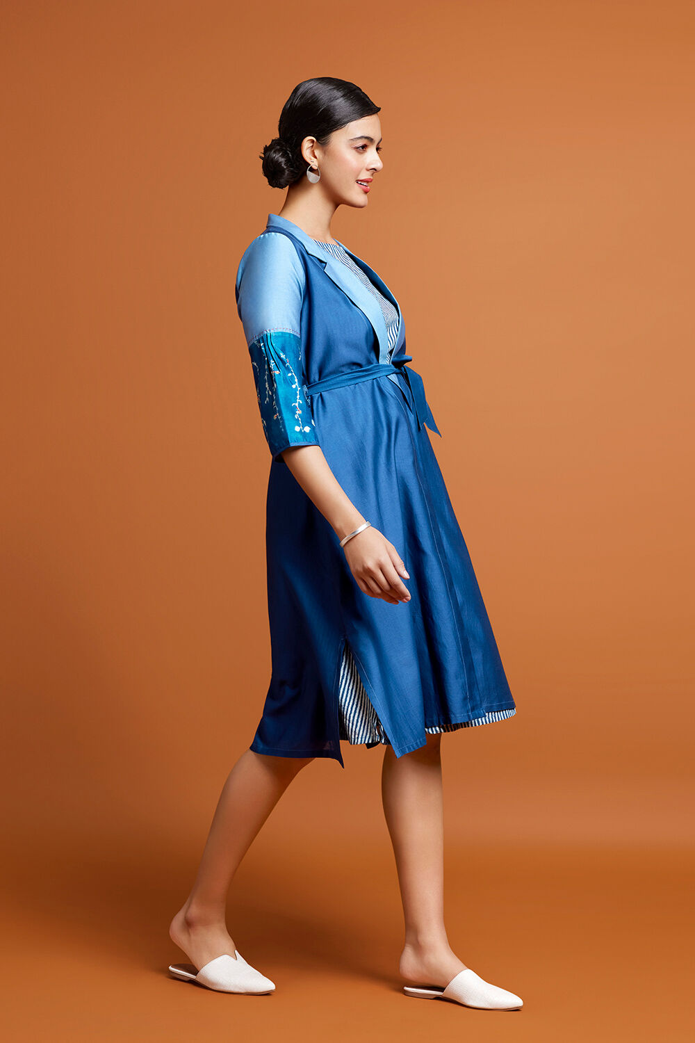 Blue Silk Cotton Hand Printed Kurta Set image number null
