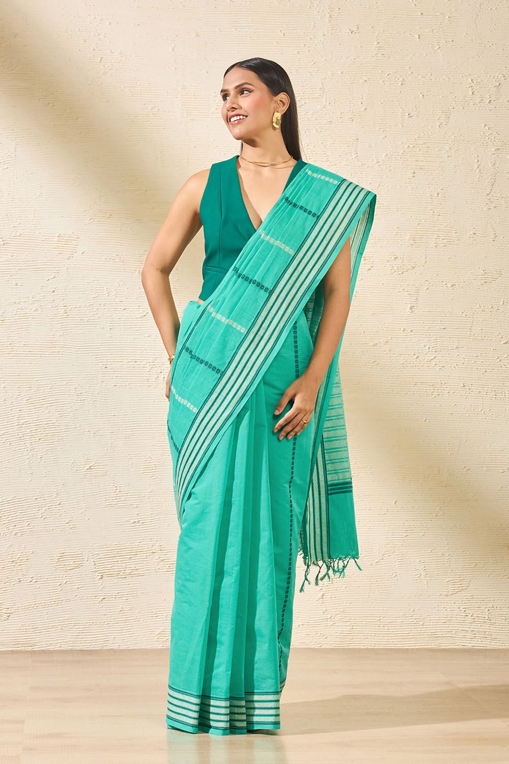 Green Woven South Pure Cotton Saree image number null