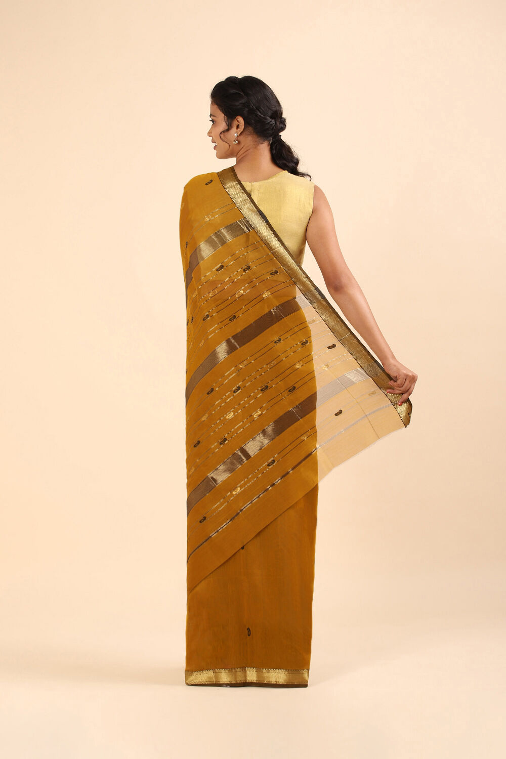 Dark Yellow Pure Silk Cotton Maheswari Saree image number null