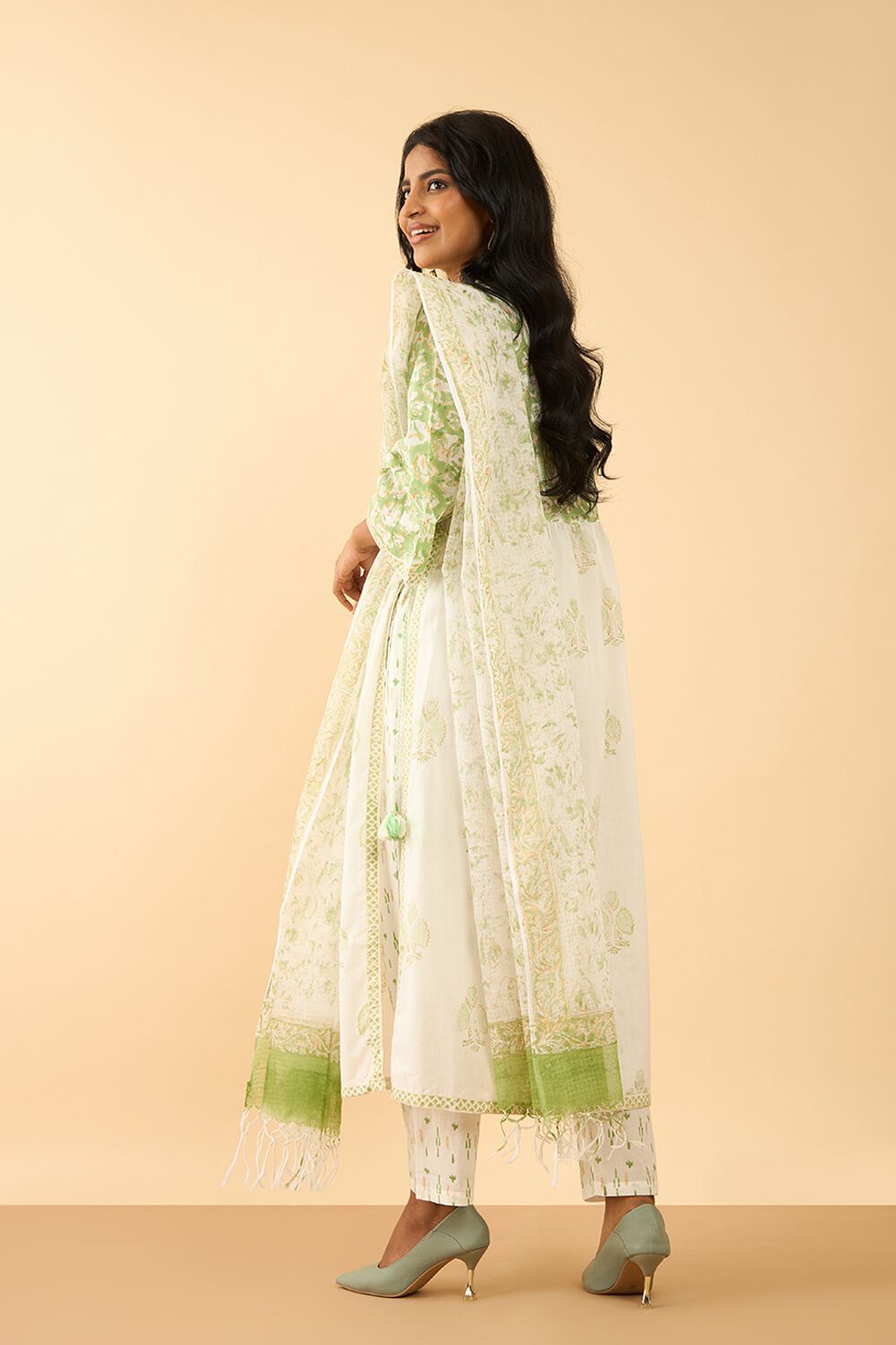 Off White Printed Sanganeri Pure Cotton Kurta Set image number null
