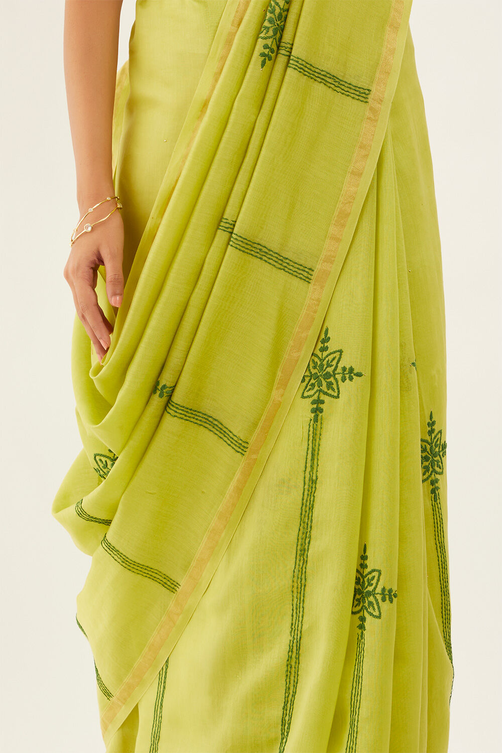 Green Pure Silk Cotton Chikankari Embroidery Saree image number null