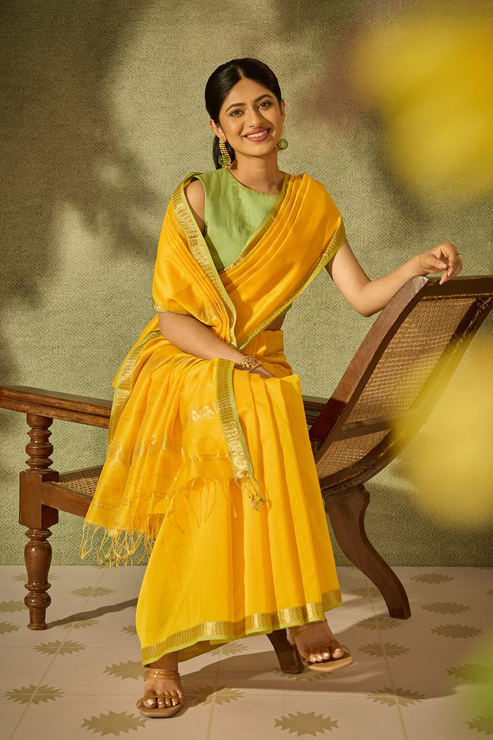 Yellow Woven Pure Silk Cotton Maheshwar Saree image number null