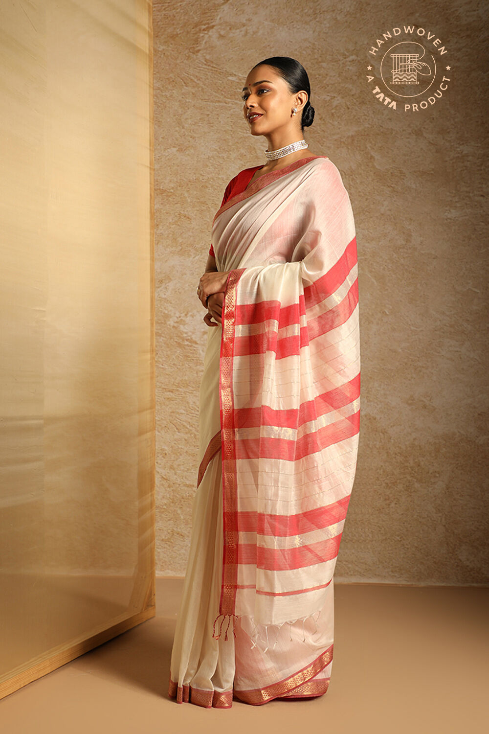 Off White Pure Silk Cotton Woven Maheshwari Saree image number null