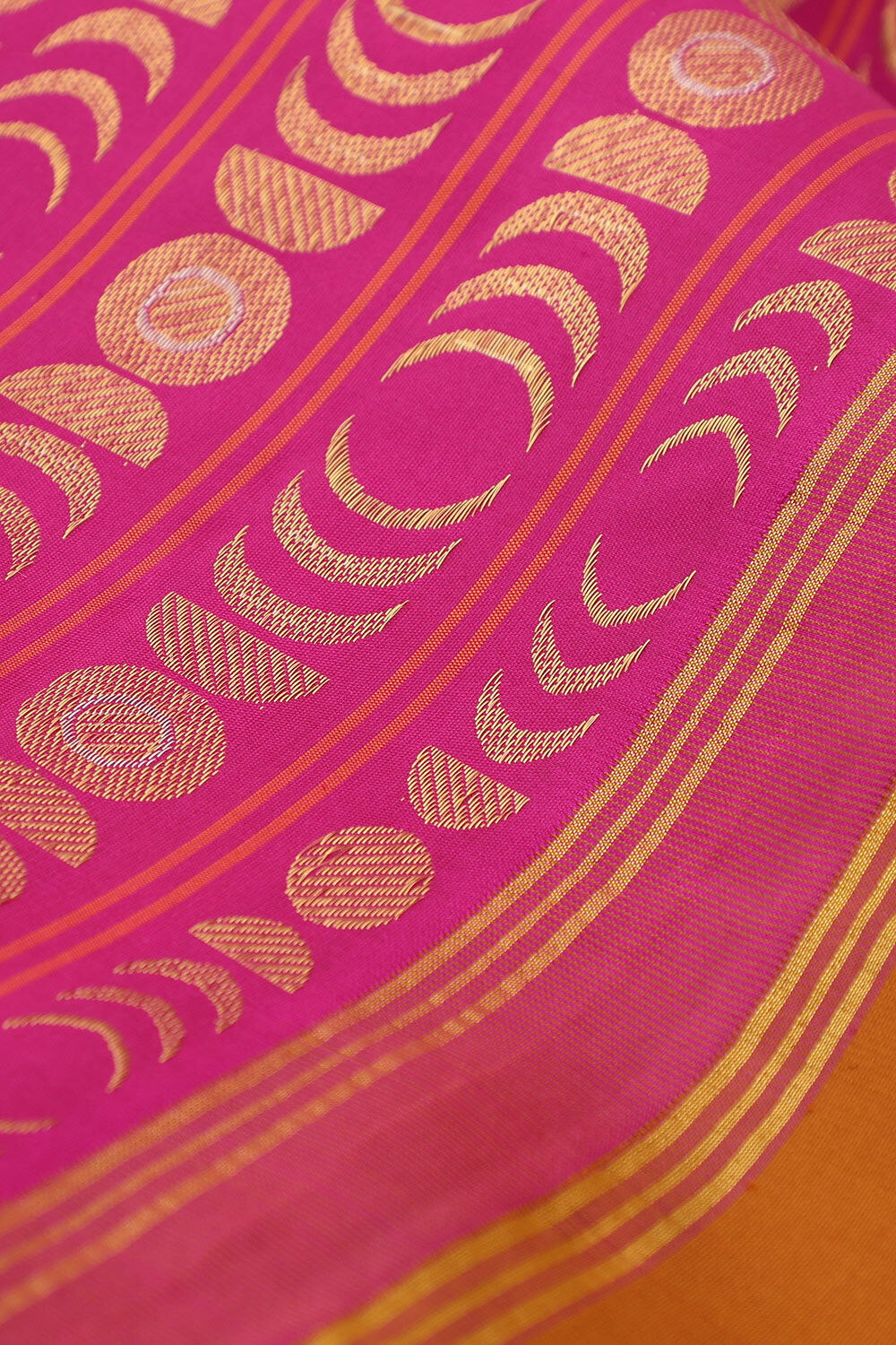 Dark Yellow Pure Silk Woven kanjivaram Saree image number null